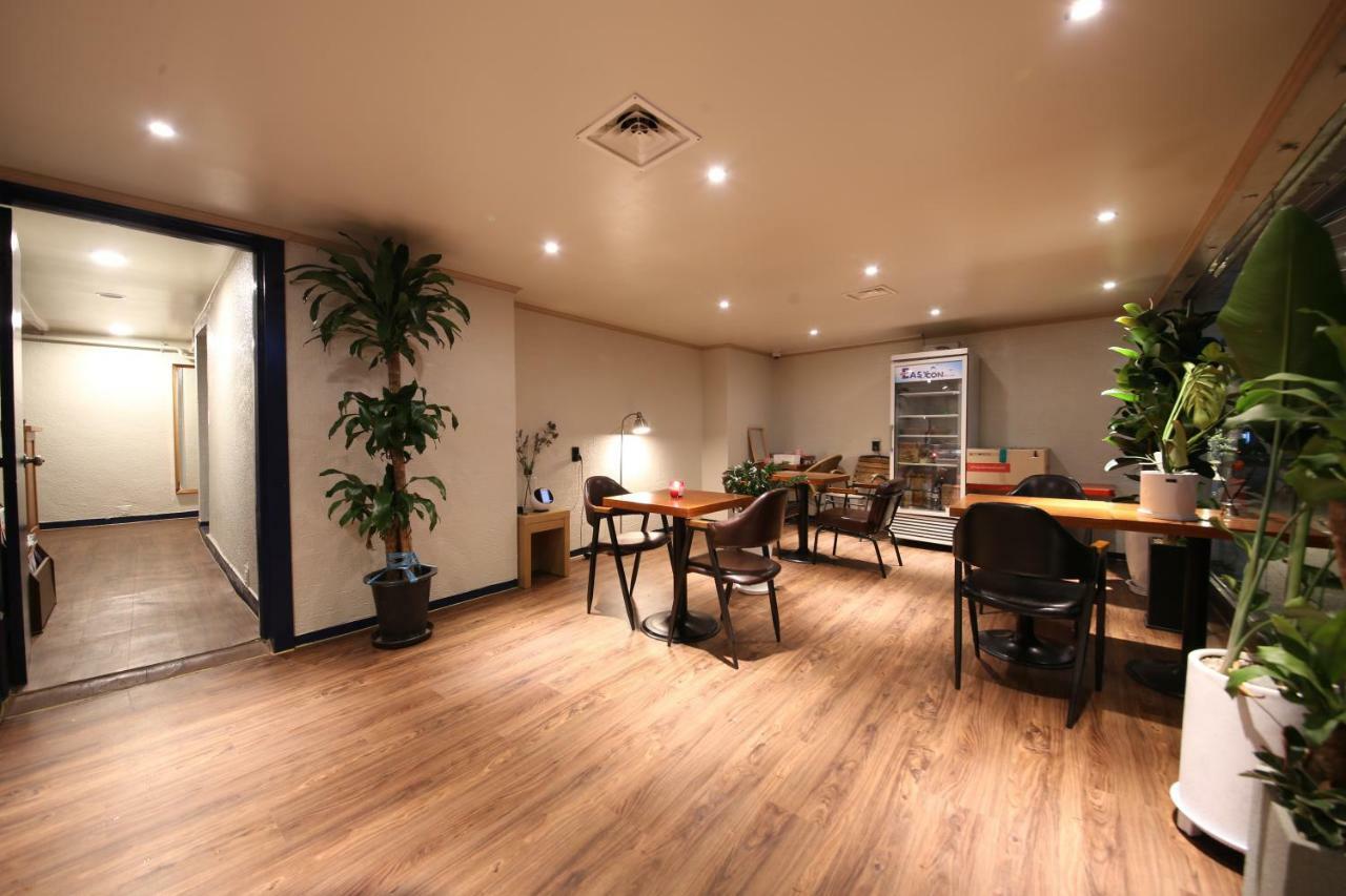 Sulla Jongno Guest house 2*